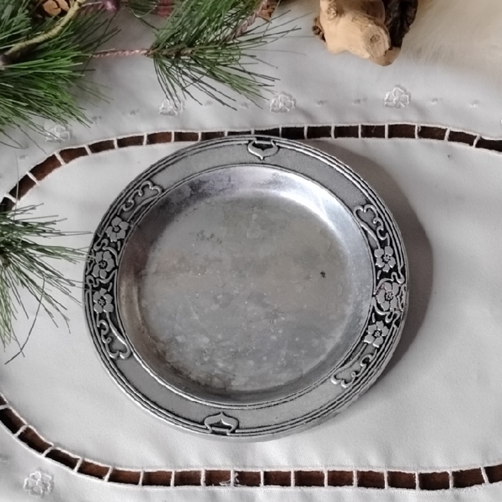 Wilton Pewter Decorative 6" Plate